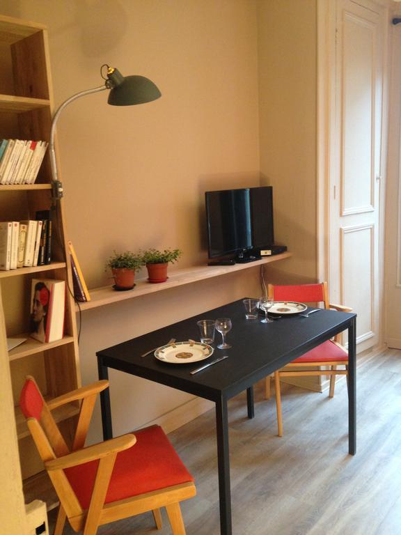 Cote Saint-Leonard - Honfleur Apartment Room photo